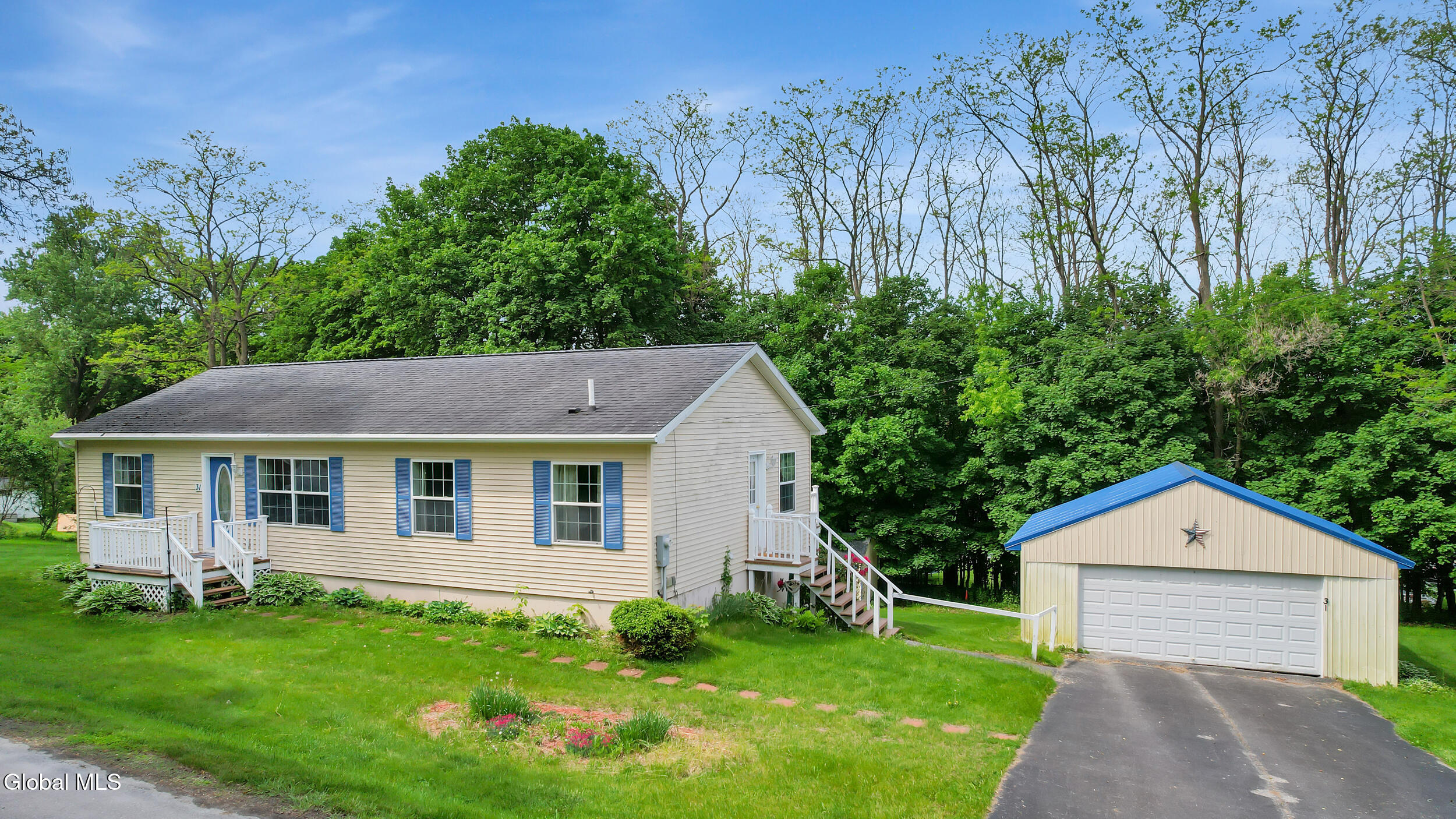 31 Oak Street Hoosick Falls NY 12090