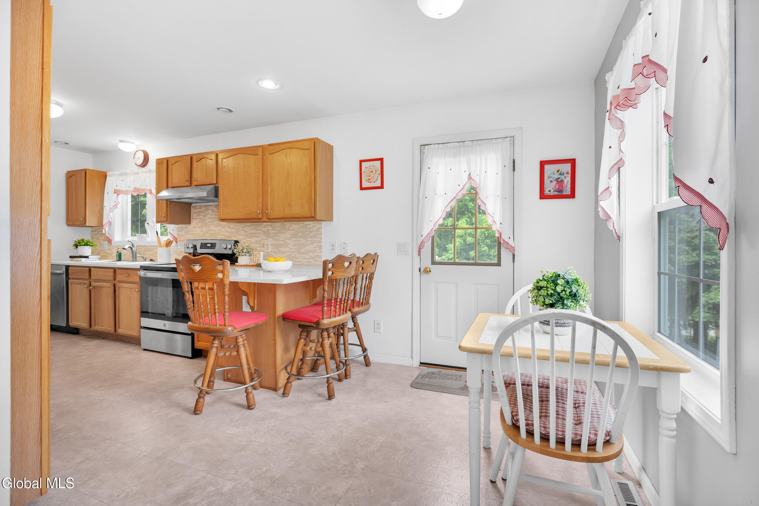 31 Oak Street Hoosick Falls NY 12090