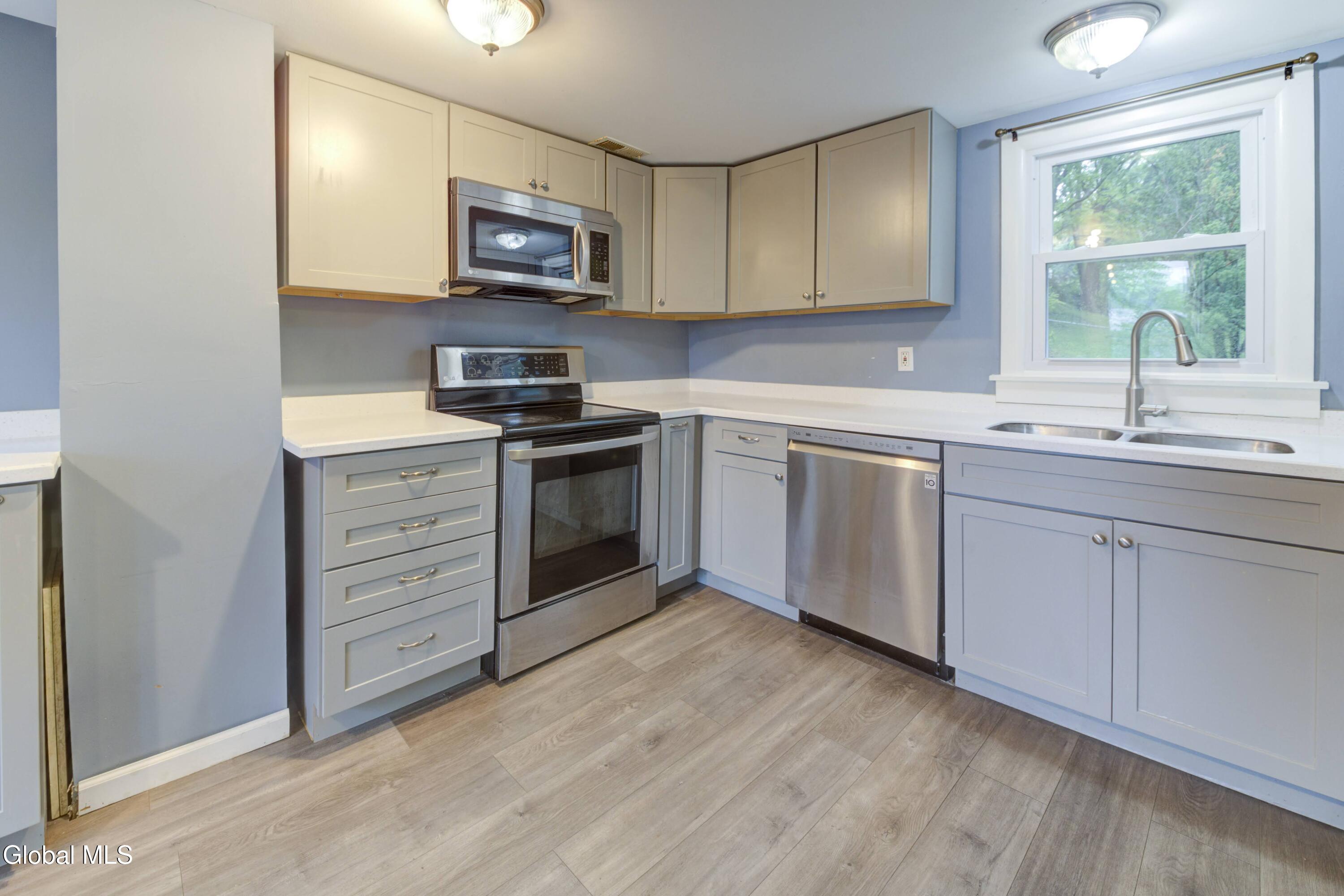 7 Spence Street Troy NY 12180