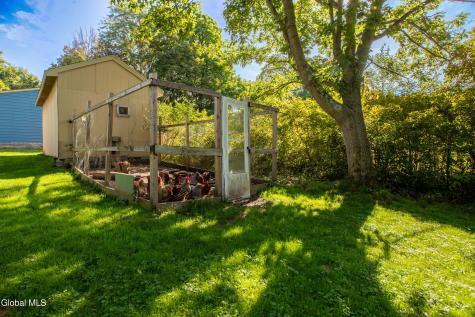 2805 Ny Highway 43 Averill Park NY 12018
