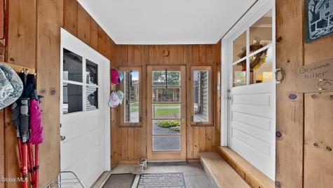 303 Wren Street Glenville NY 12302