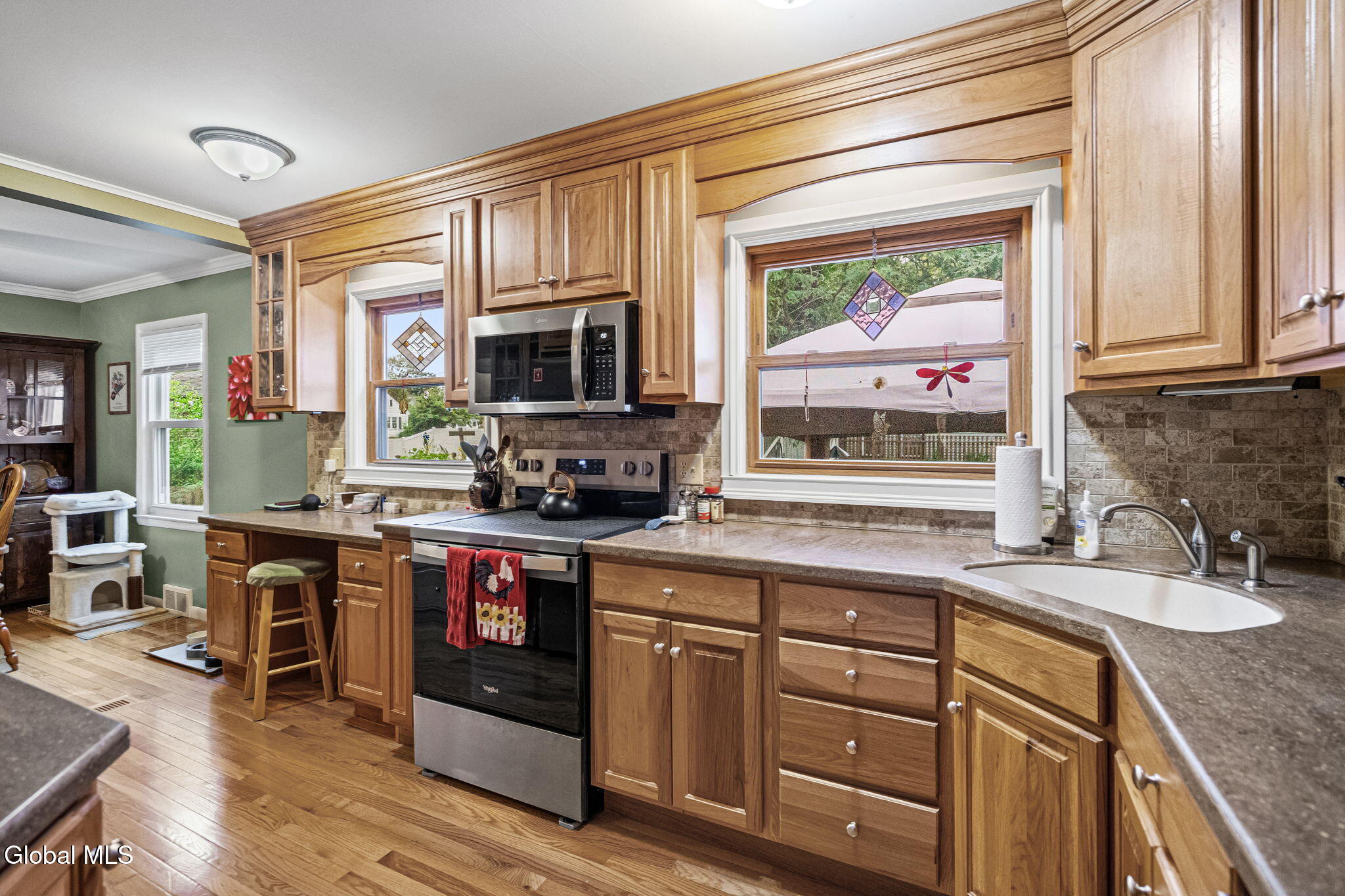 303 Wren Street Glenville NY 12302