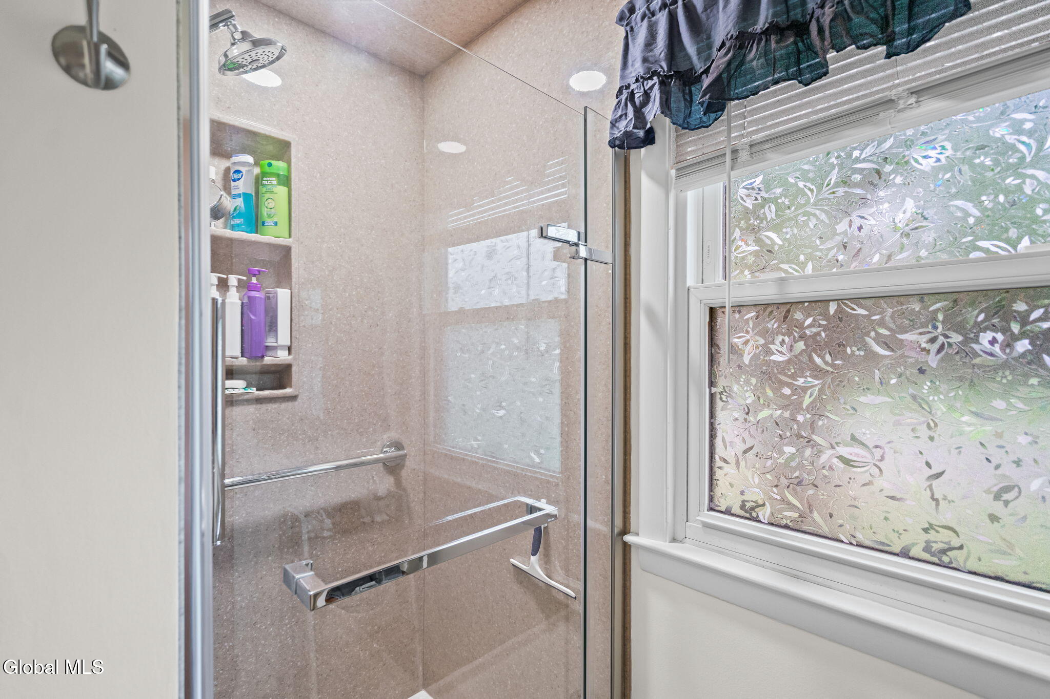 303 Wren Street Glenville NY 12302