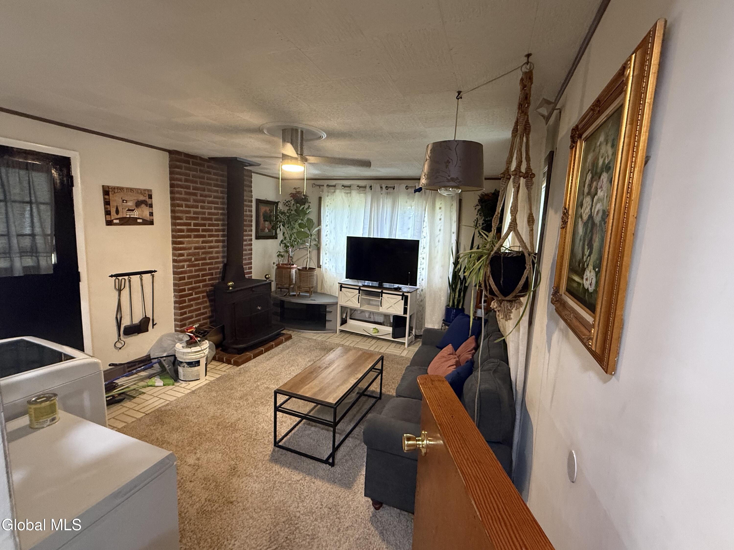 215 Elder Street Schenectady NY 12304