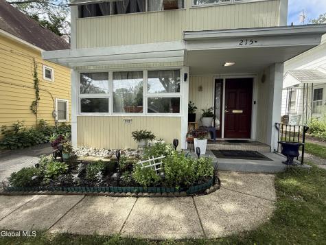 215 Elder Street Schenectady NY 12304