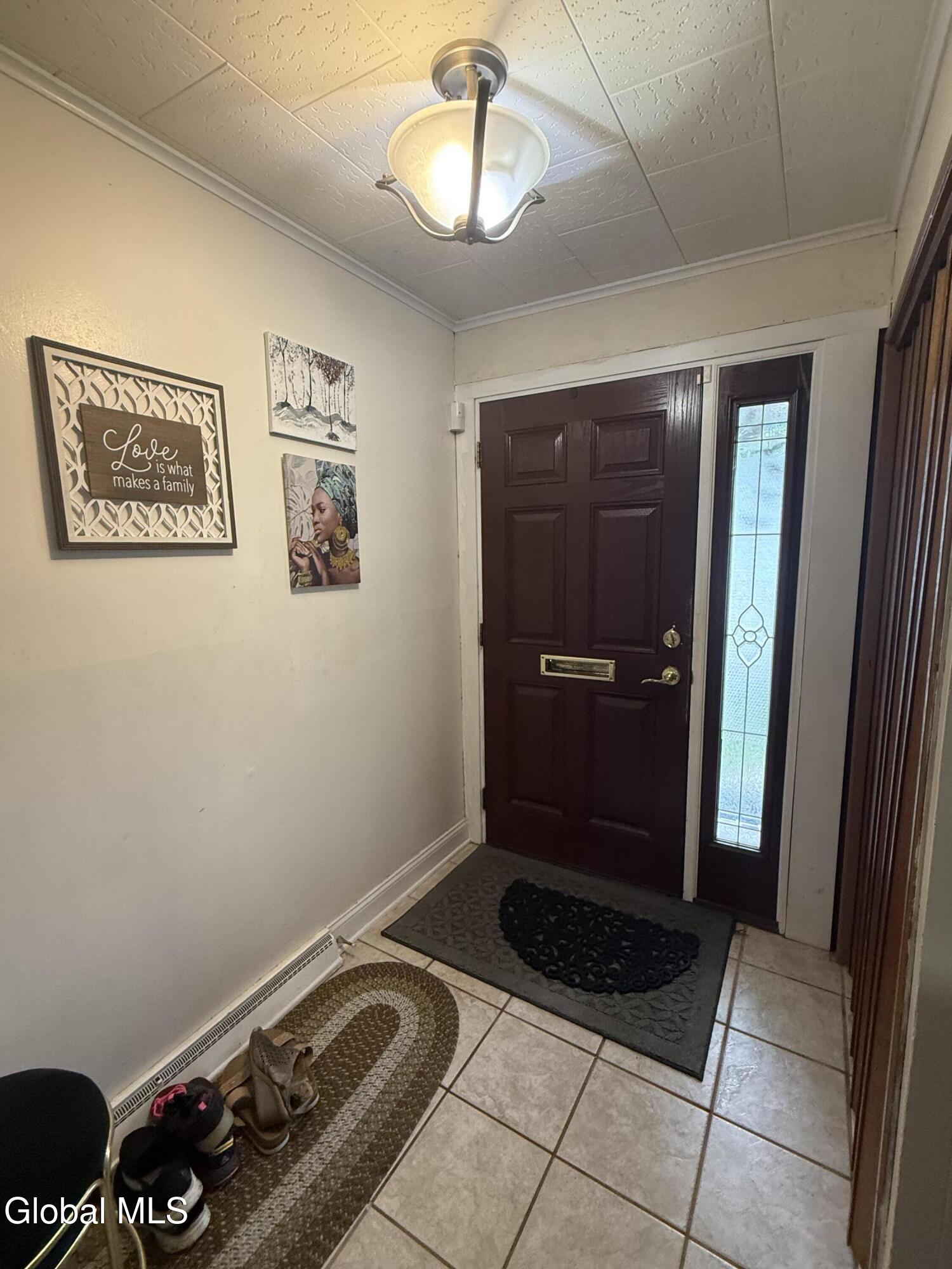 215 Elder Street Schenectady NY 12304