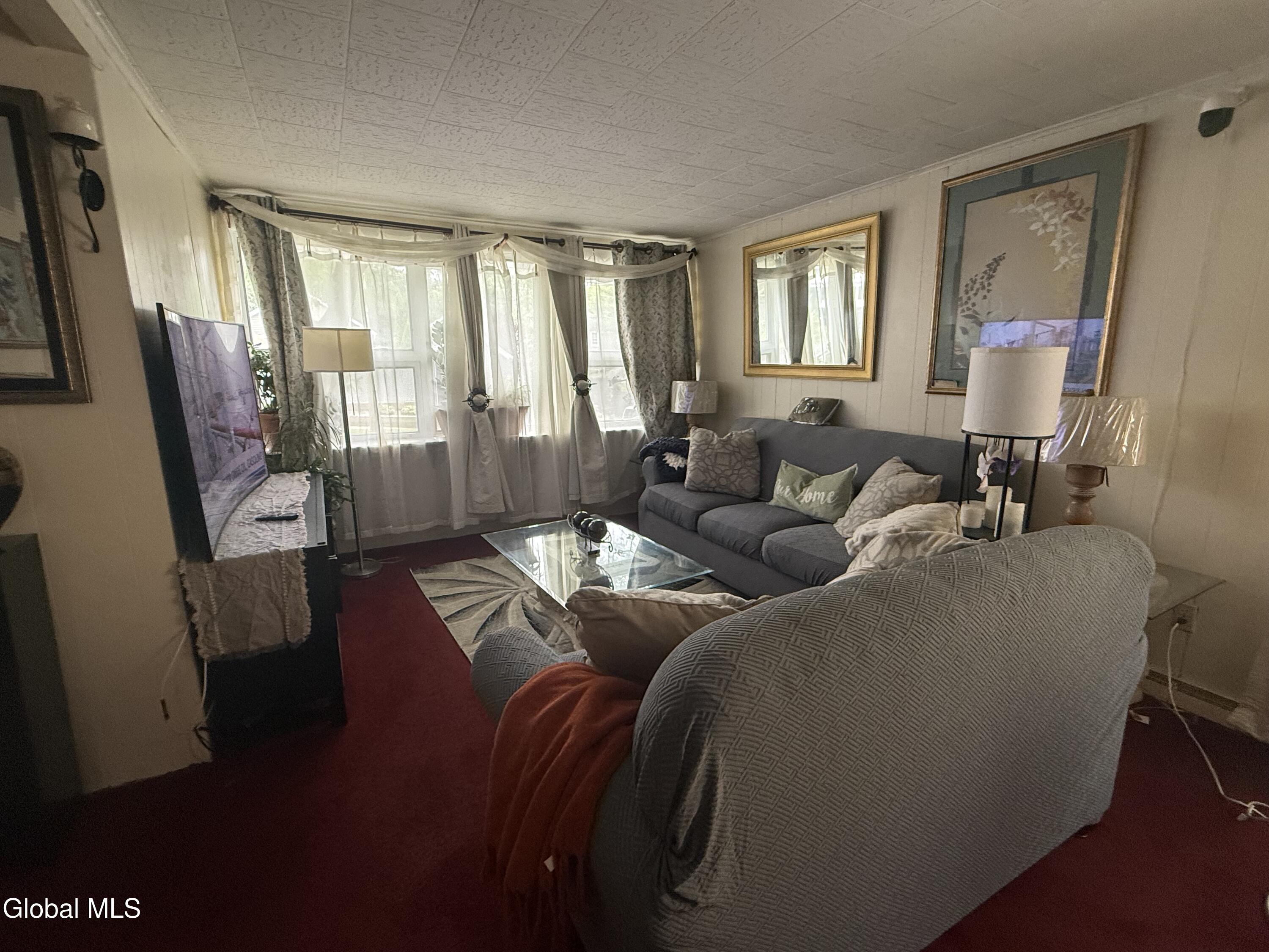 215 Elder Street Schenectady NY 12304