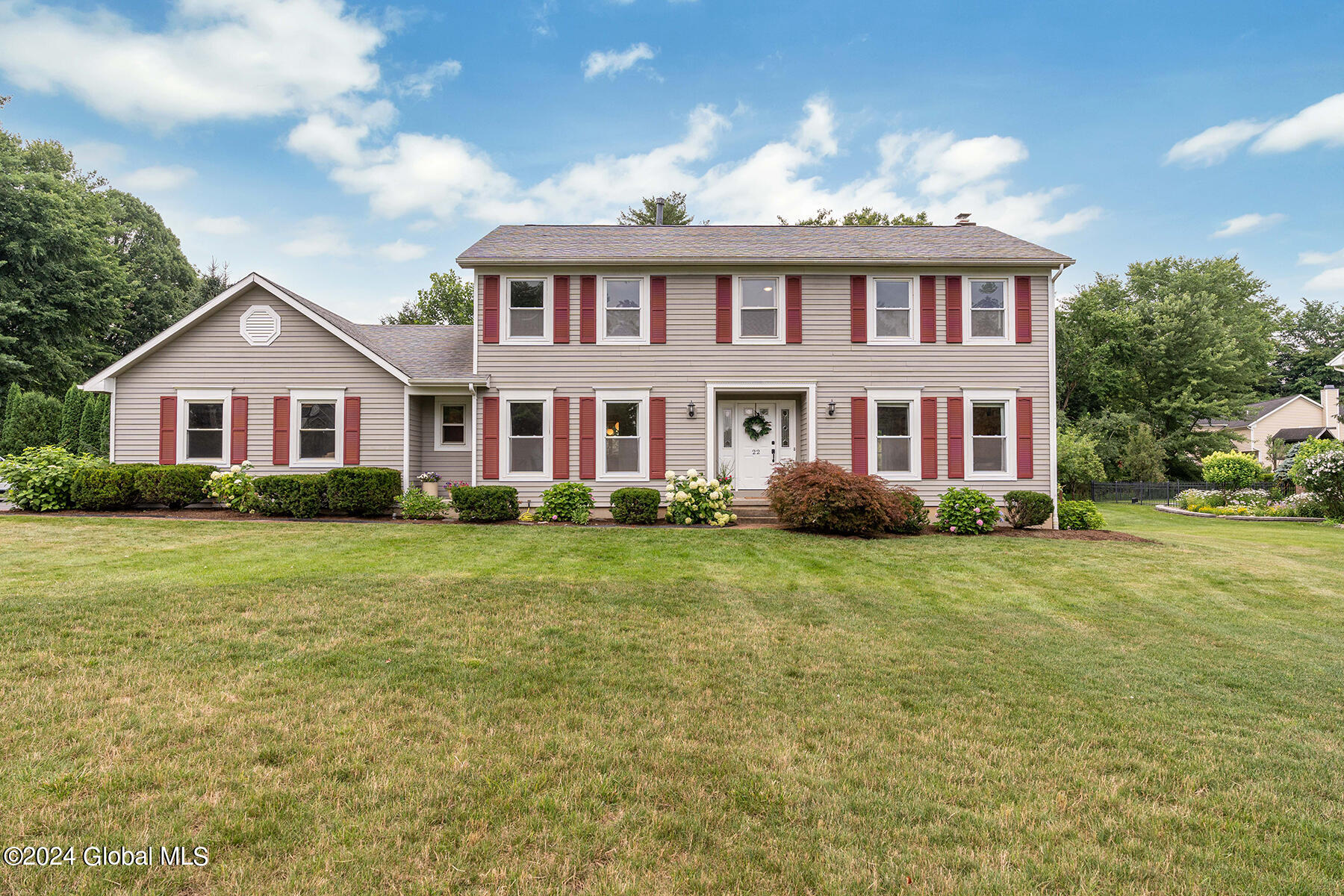22 Macaulay Lane Niskayuna NY 12309