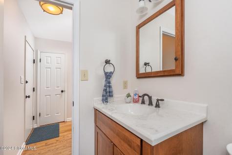22 Macaulay Lane Niskayuna NY 12309