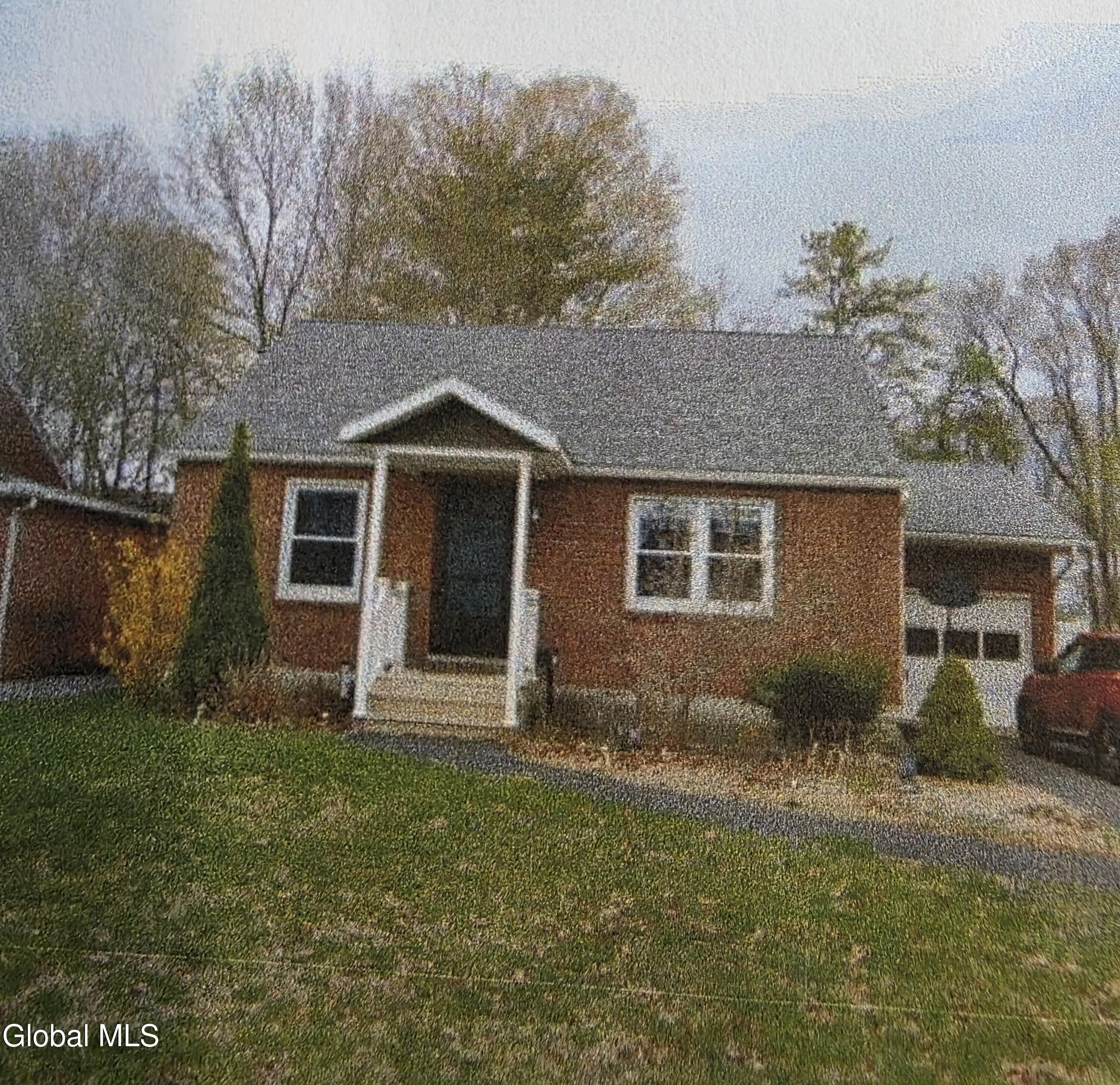 2133 Robinwood Avenue Schenectady NY 12306