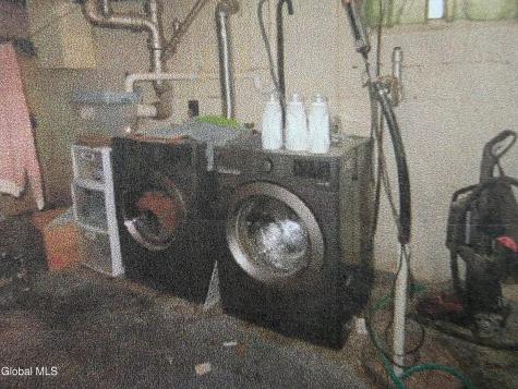 2133 Robinwood Avenue Schenectady NY 12306