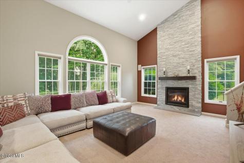 628 Vanderlyn Lane Slingerlands NY 12159