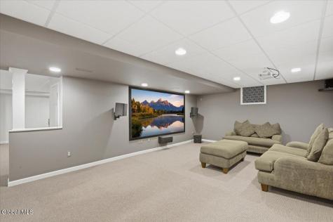 628 Vanderlyn Lane Slingerlands NY 12159
