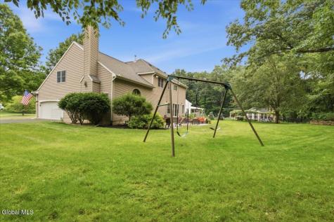 628 Vanderlyn Lane Slingerlands NY 12159