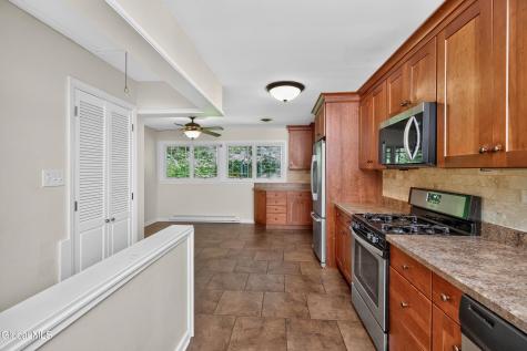 15 Lyons Avenue Delmar NY 12054