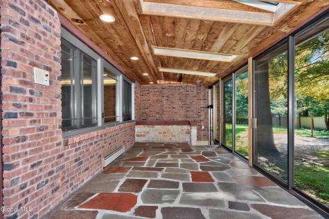 15 Lyons Avenue Delmar NY 12054