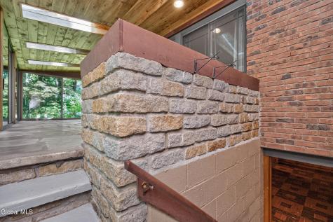 15 Lyons Avenue Delmar NY 12054