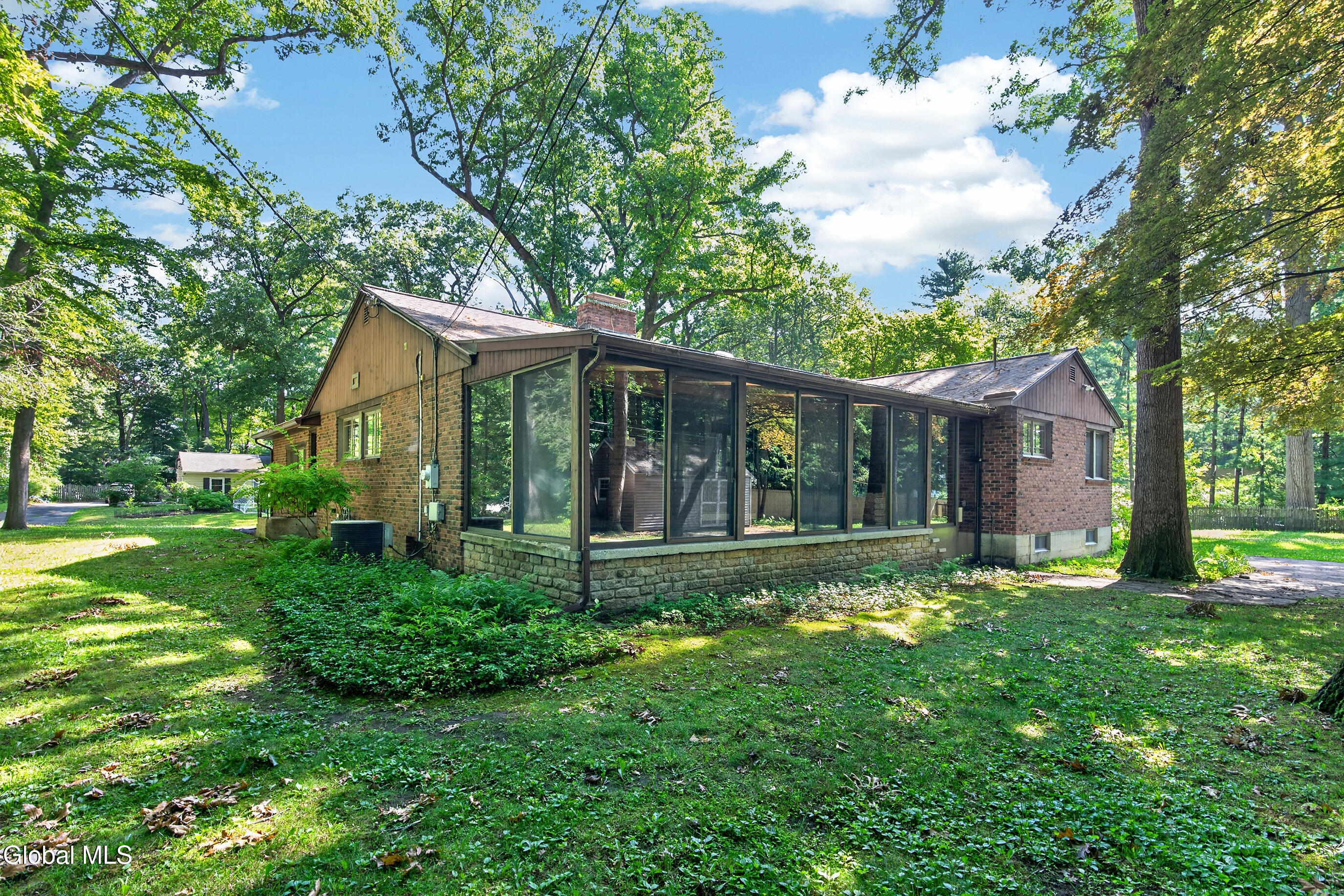 15 Lyons Avenue Delmar NY 12054