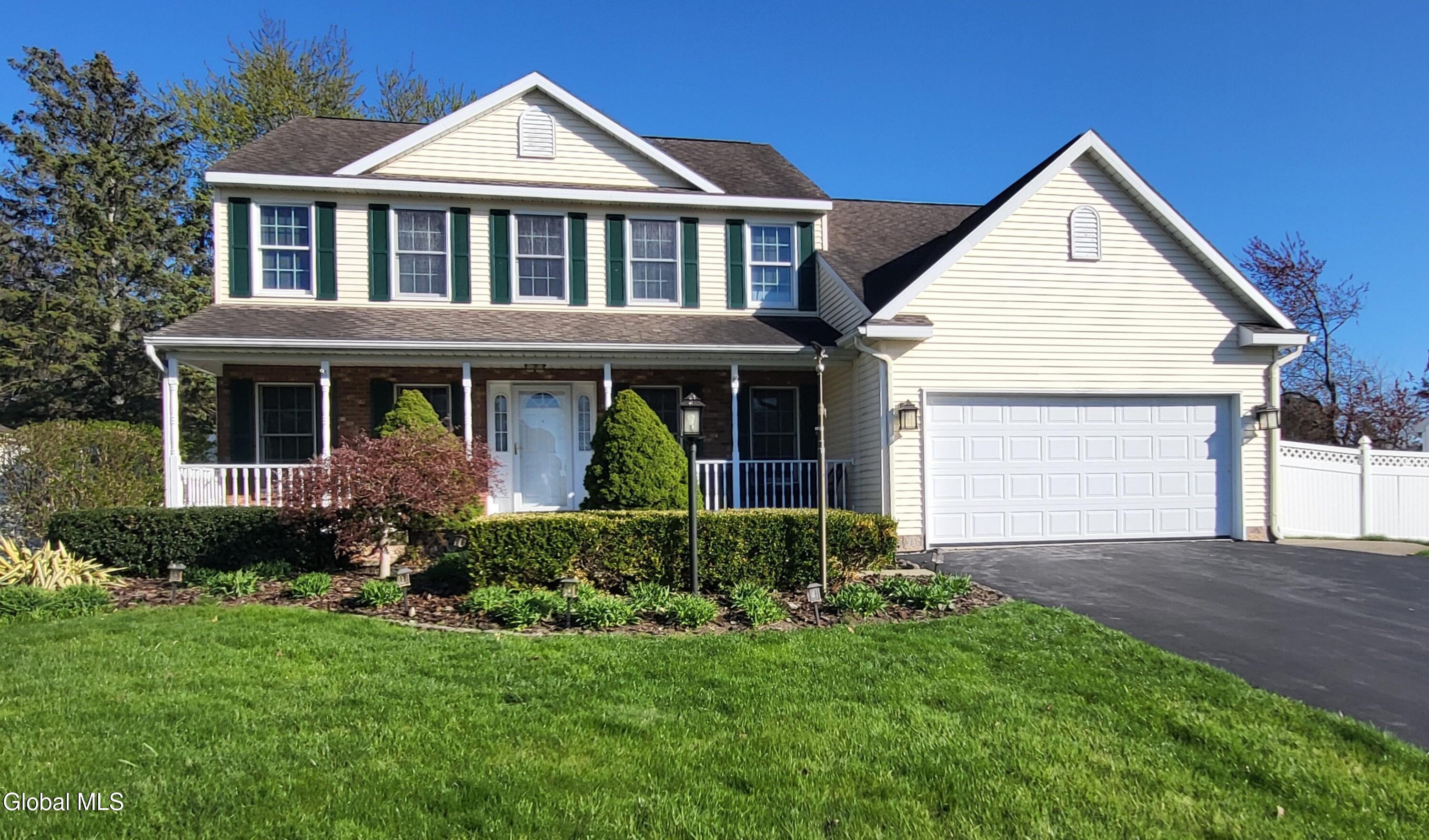 22 Woodridge Drive Loudonville NY 12211