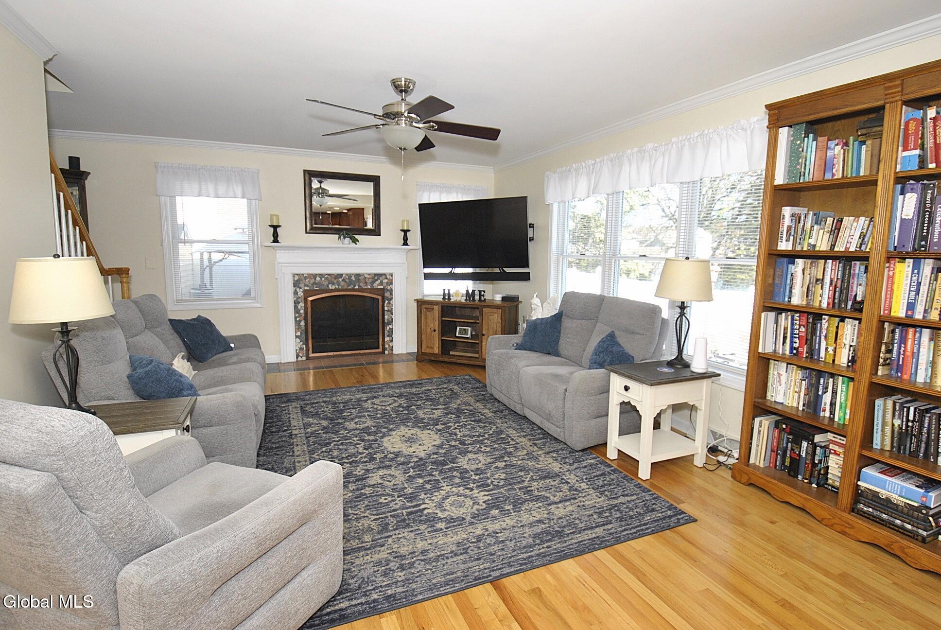 22 Woodridge Drive Loudonville NY 12211