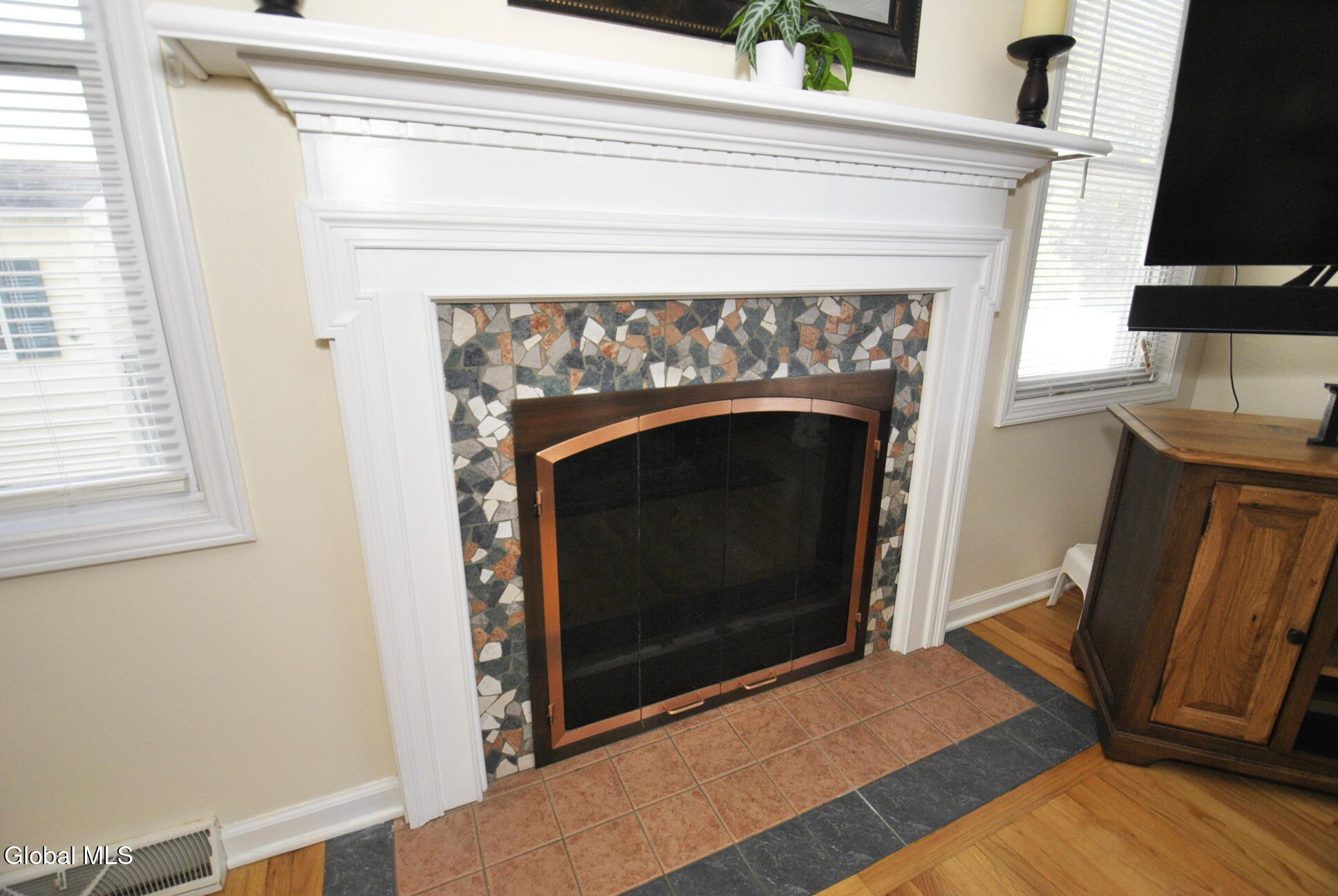 22 Woodridge Drive Loudonville NY 12211