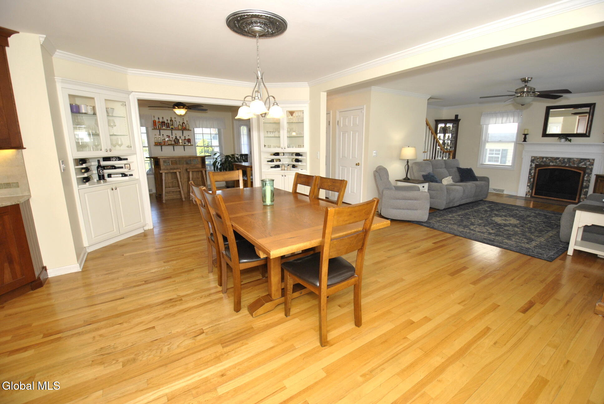 22 Woodridge Drive Loudonville NY 12211