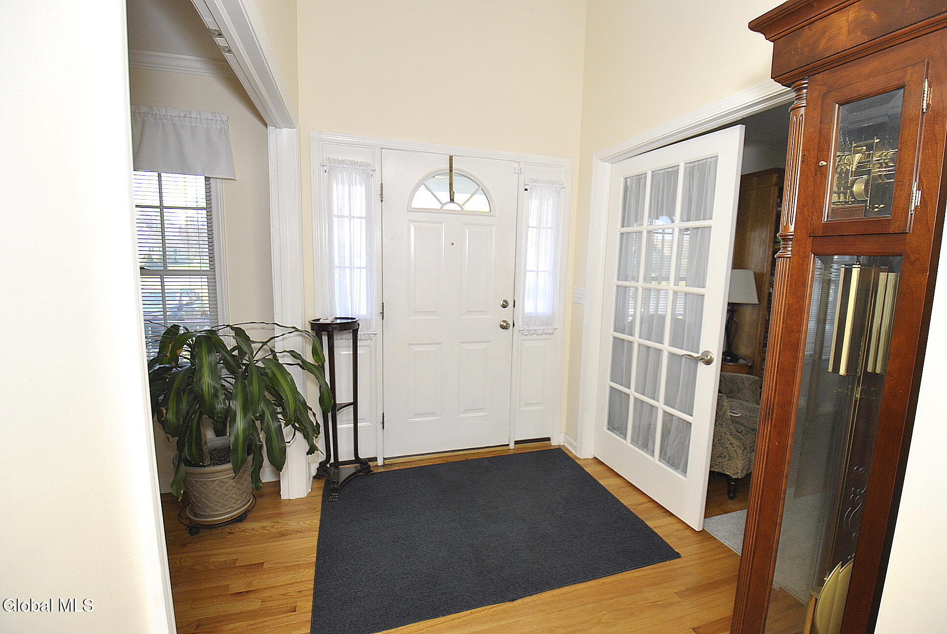 22 Woodridge Drive Loudonville NY 12211