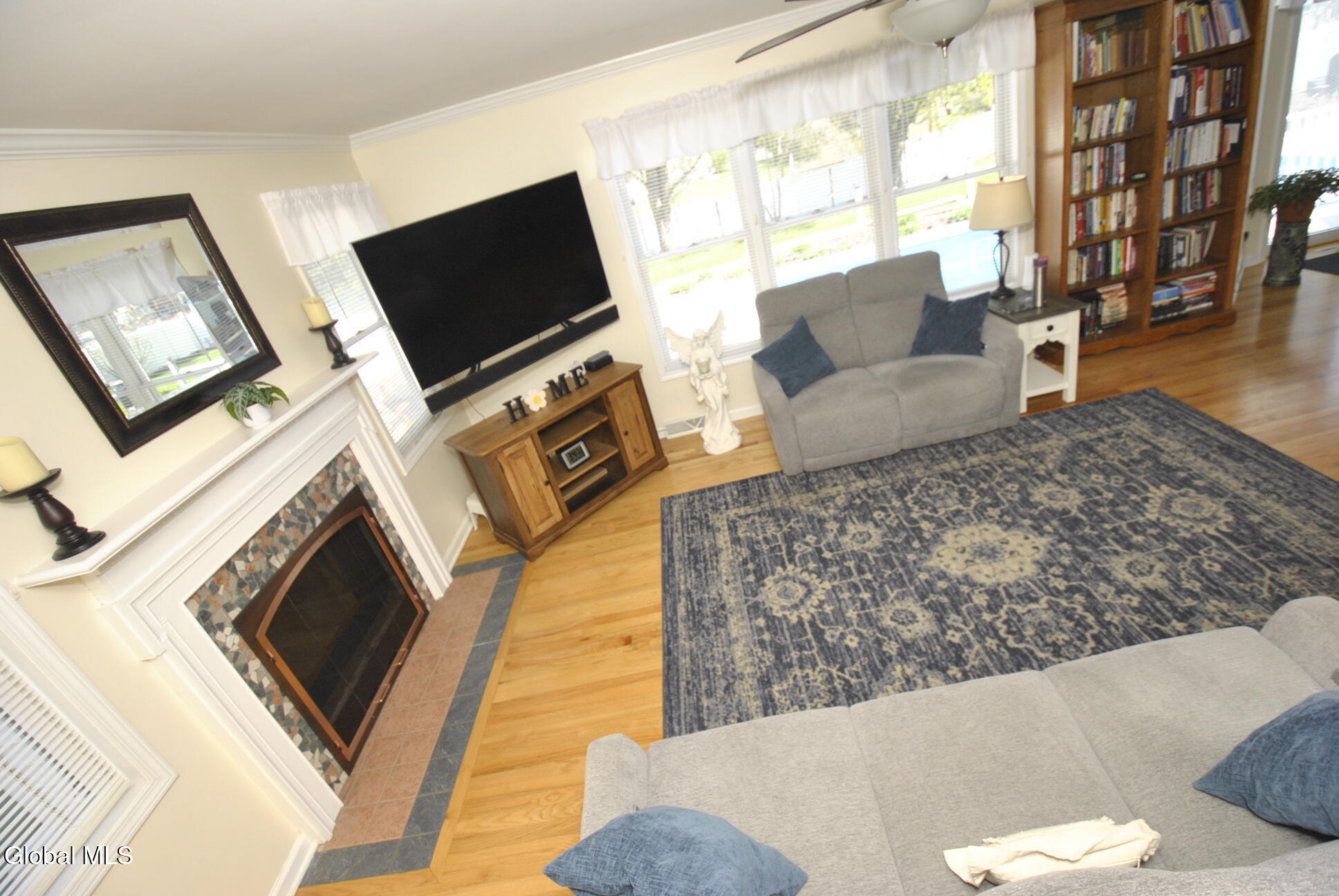 22 Woodridge Drive Loudonville NY 12211