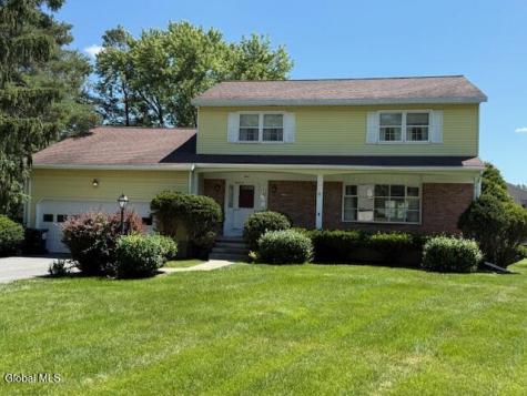 3 Mountainwood Drive Glenville NY 12302