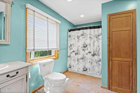 137 N Bennett Road Northville NY 12134