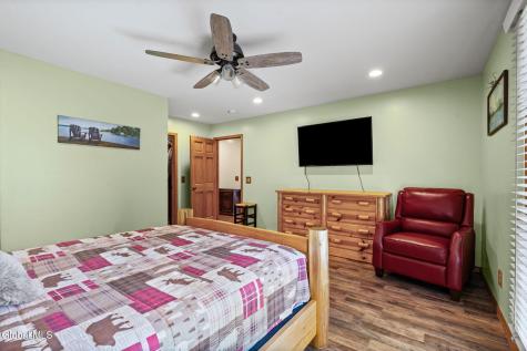 137 N Bennett Road Northville NY 12134