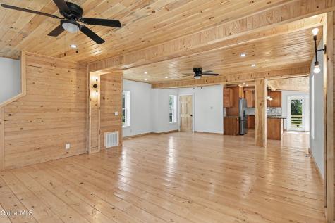 18 Chestnut Street Schuylerville NY 12871