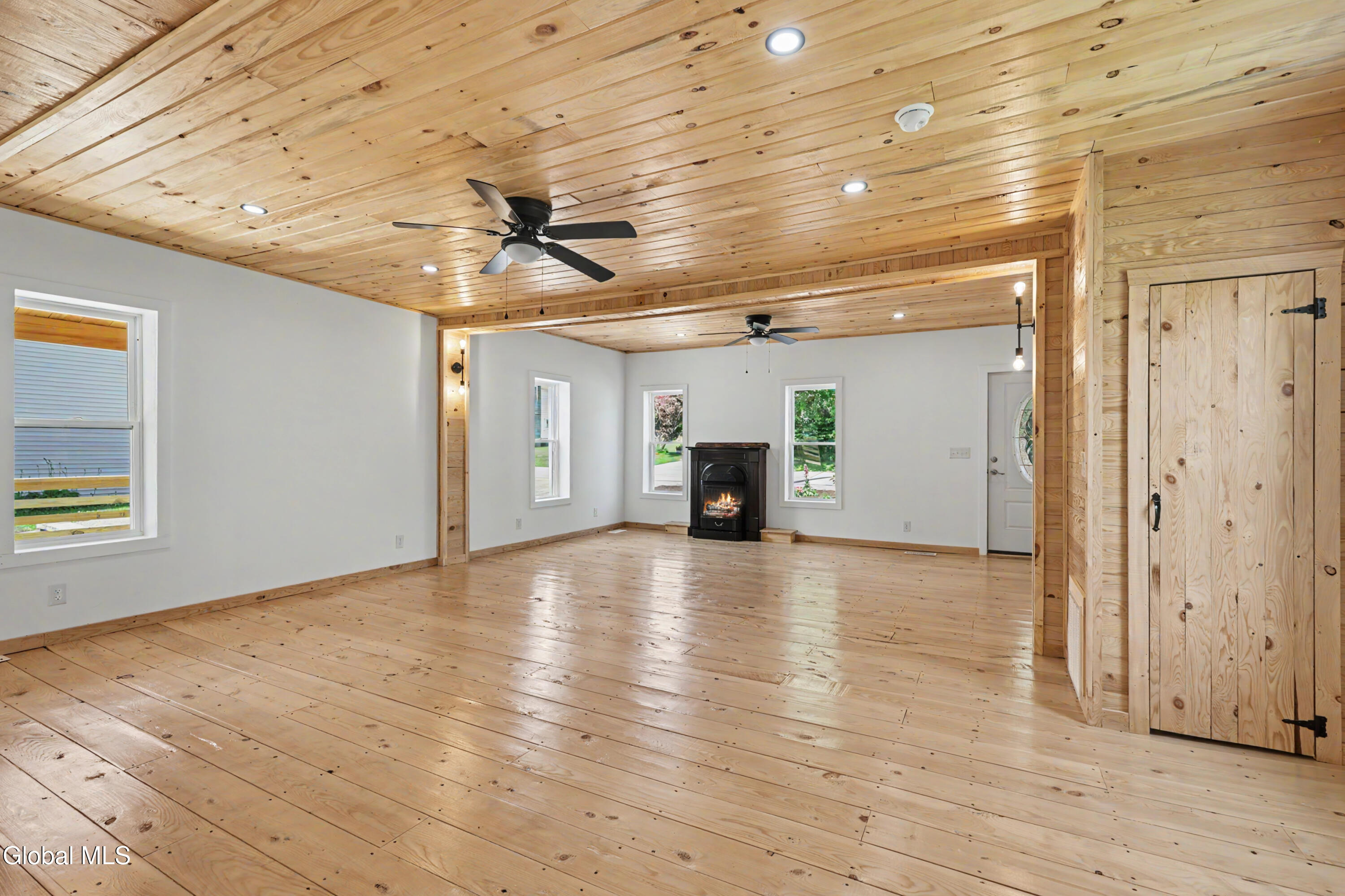18 Chestnut Street Schuylerville NY 12871