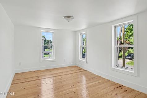 18 Chestnut Street Schuylerville NY 12871