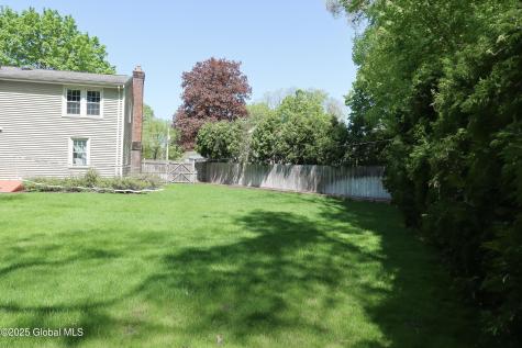 5 Moon Drive Saratoga Springs NY 12866