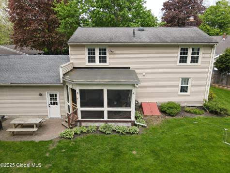 5 Moon Drive Saratoga Springs NY 12866