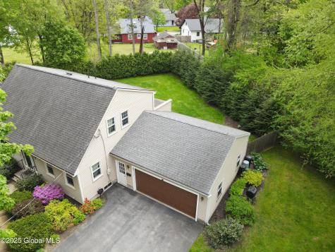 5 Moon Drive Saratoga Springs NY 12866