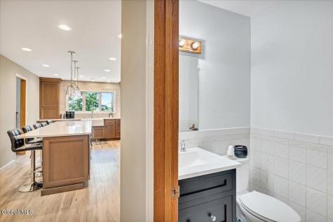 33 Oriel Lane East Greenbush NY 12144