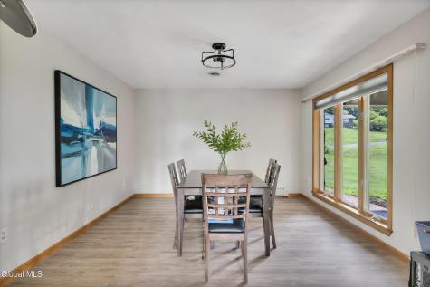 33 Oriel Lane East Greenbush NY 12144