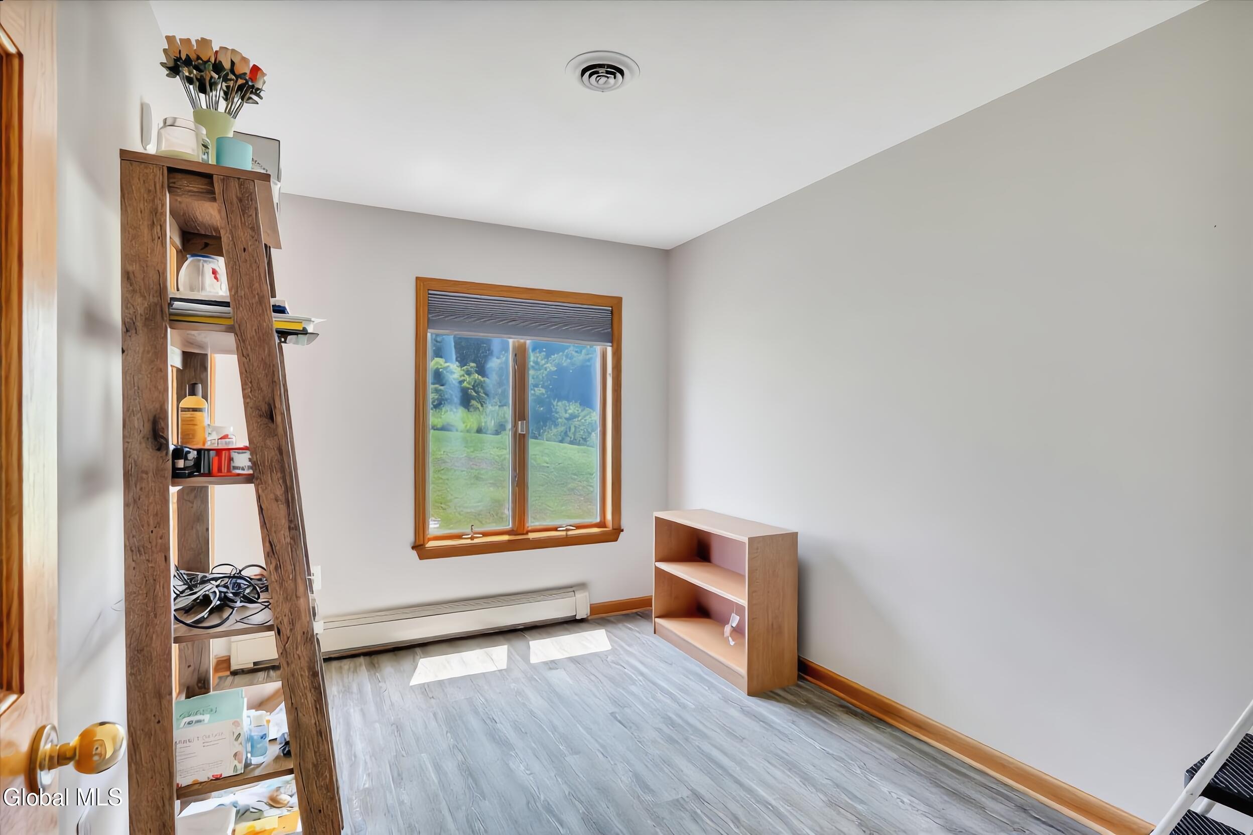33 Oriel Lane East Greenbush NY 12144