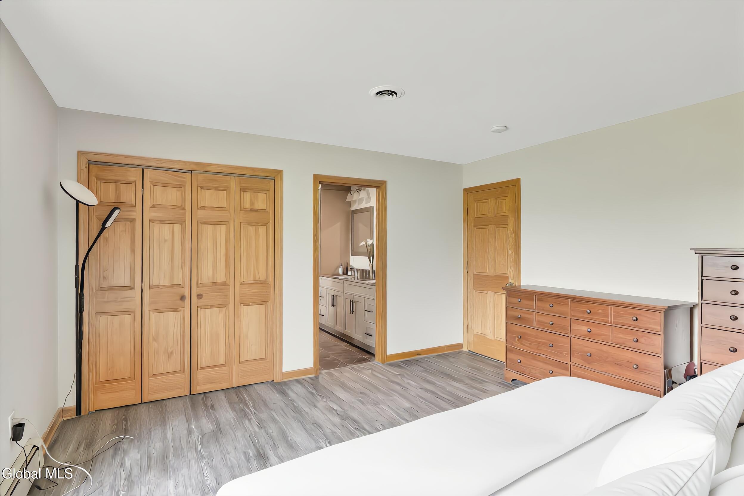 33 Oriel Lane East Greenbush NY 12144