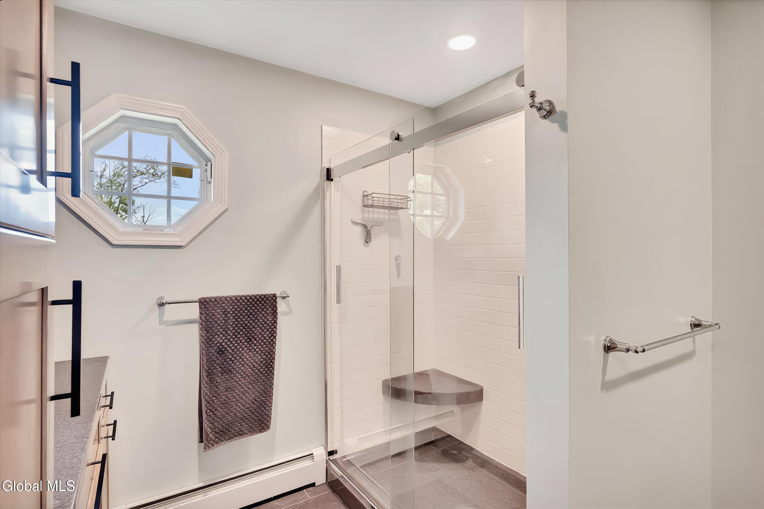 33 Oriel Lane East Greenbush NY 12144