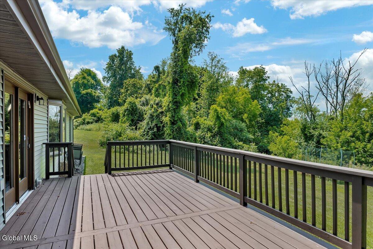 33 Oriel Lane East Greenbush NY 12144