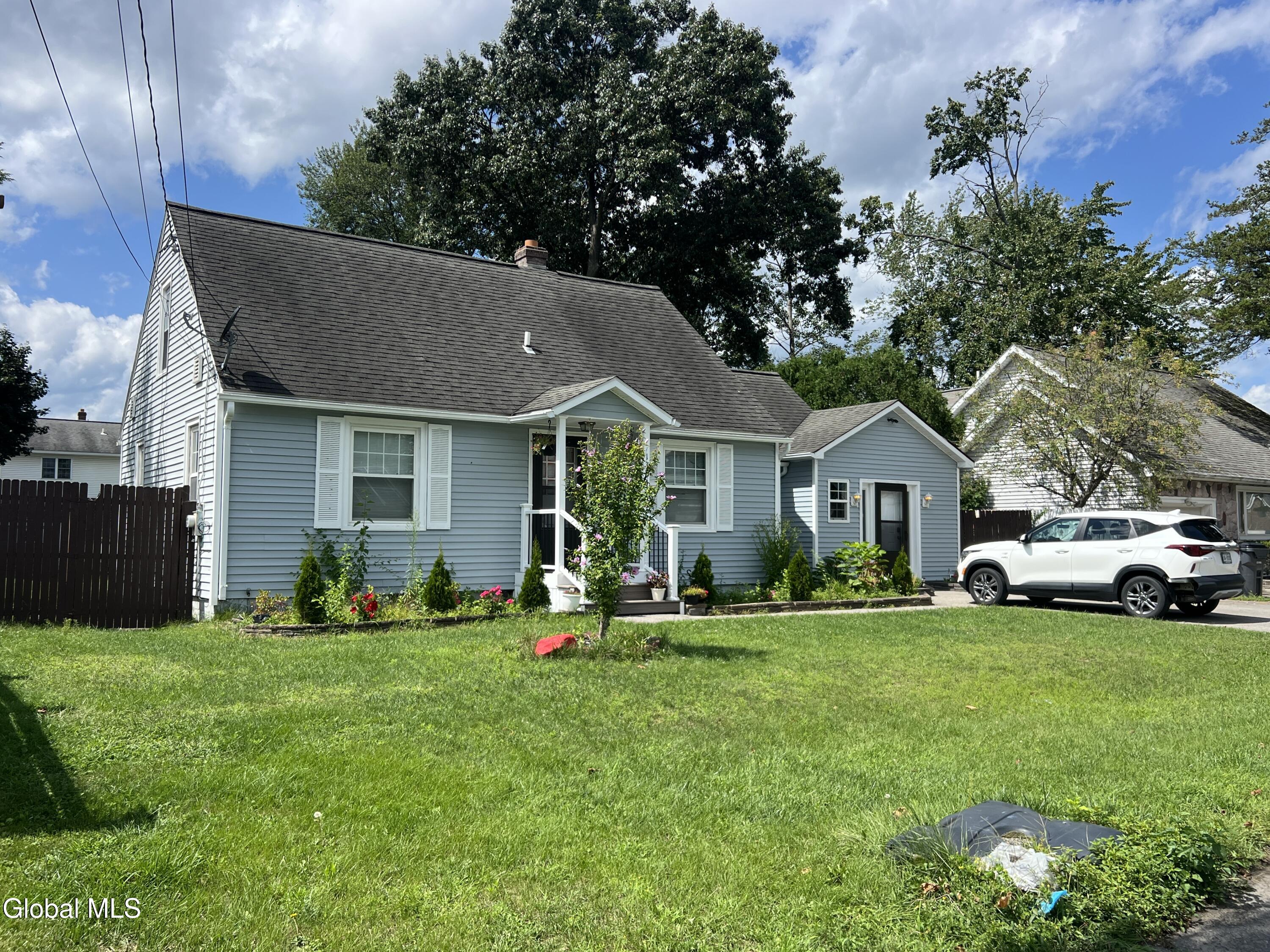 1384 Lawn Avenue Schenectady NY 12306