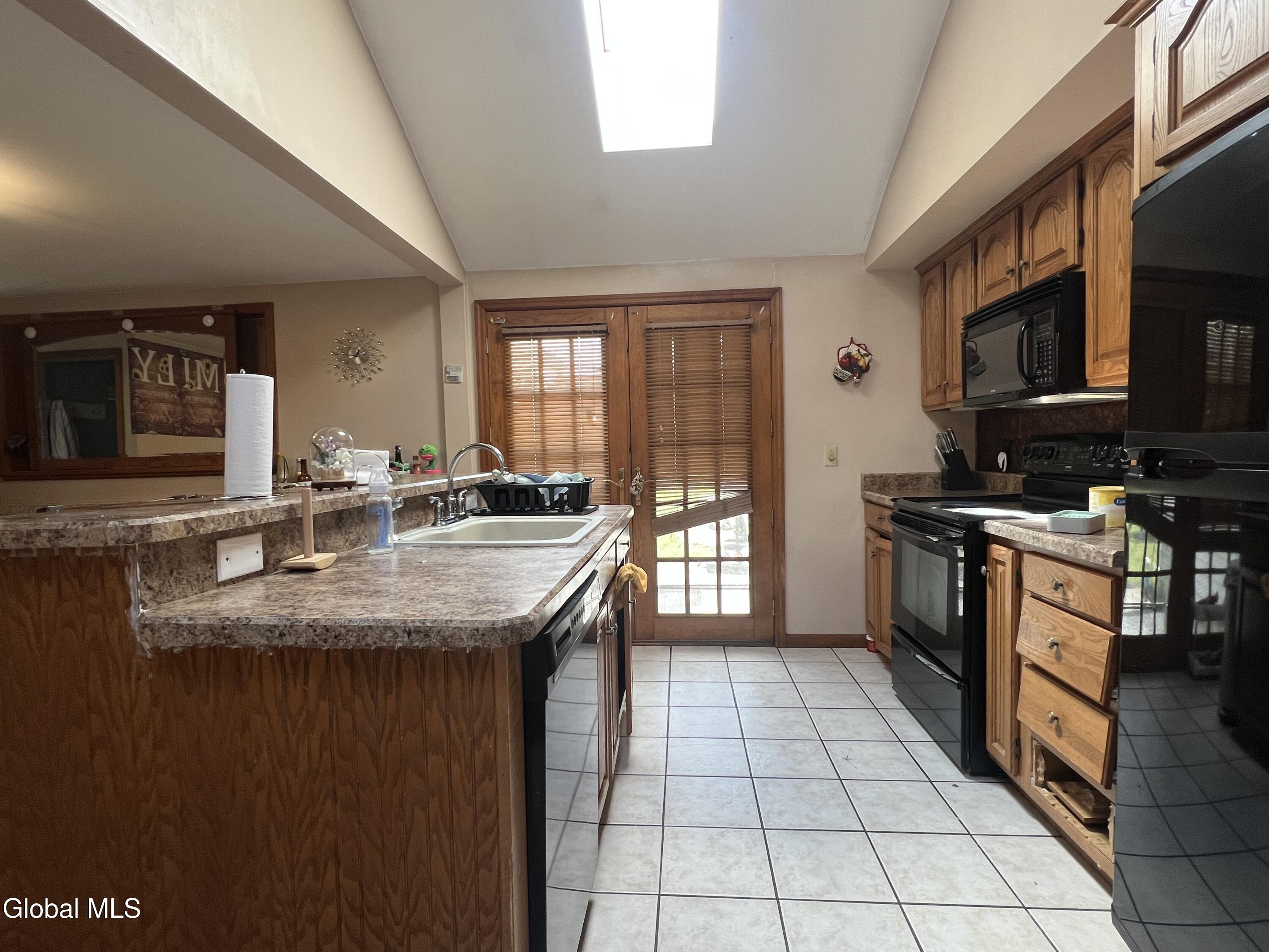 1384 Lawn Avenue Schenectady NY 12306