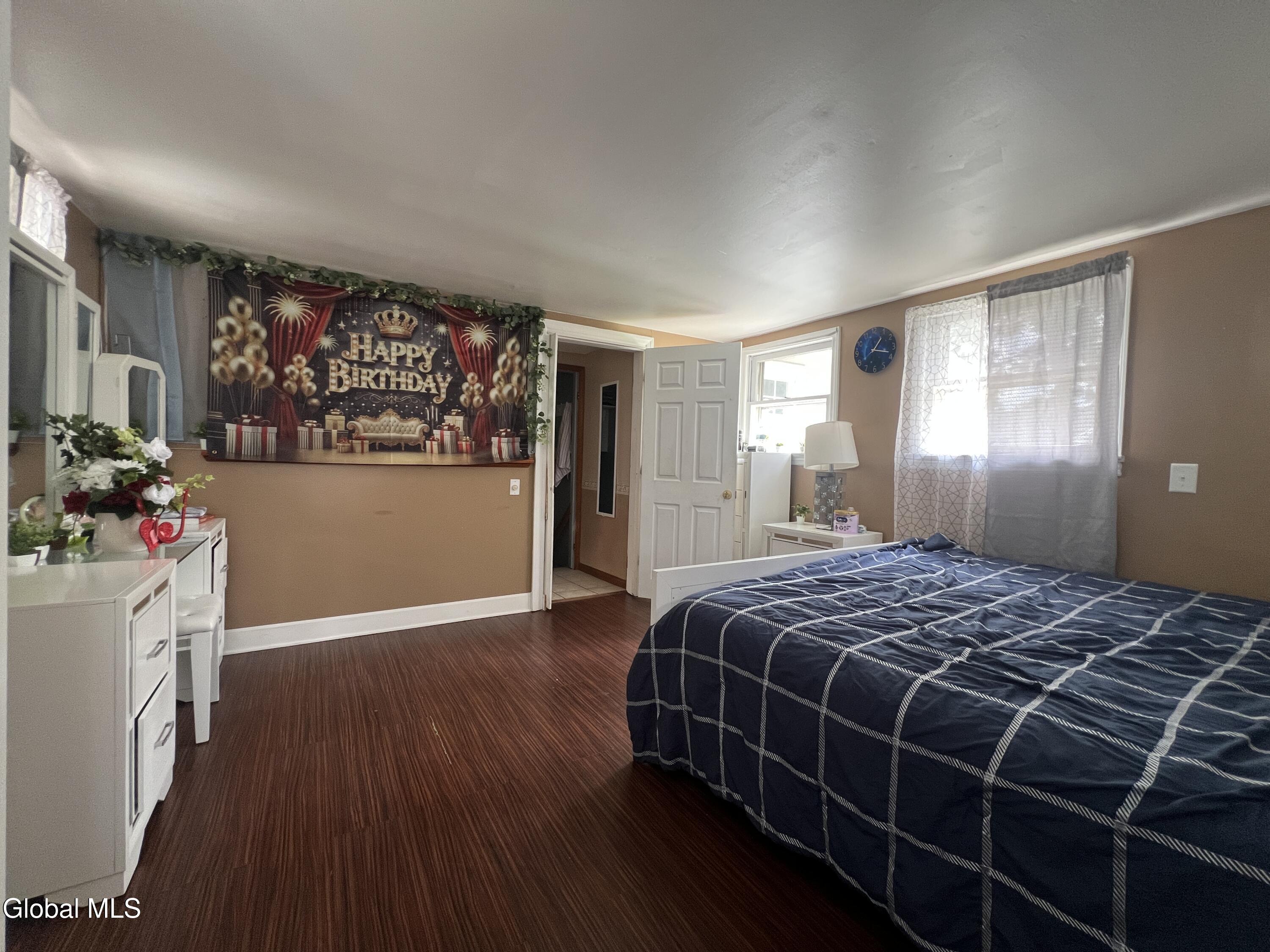 1384 Lawn Avenue Schenectady NY 12306