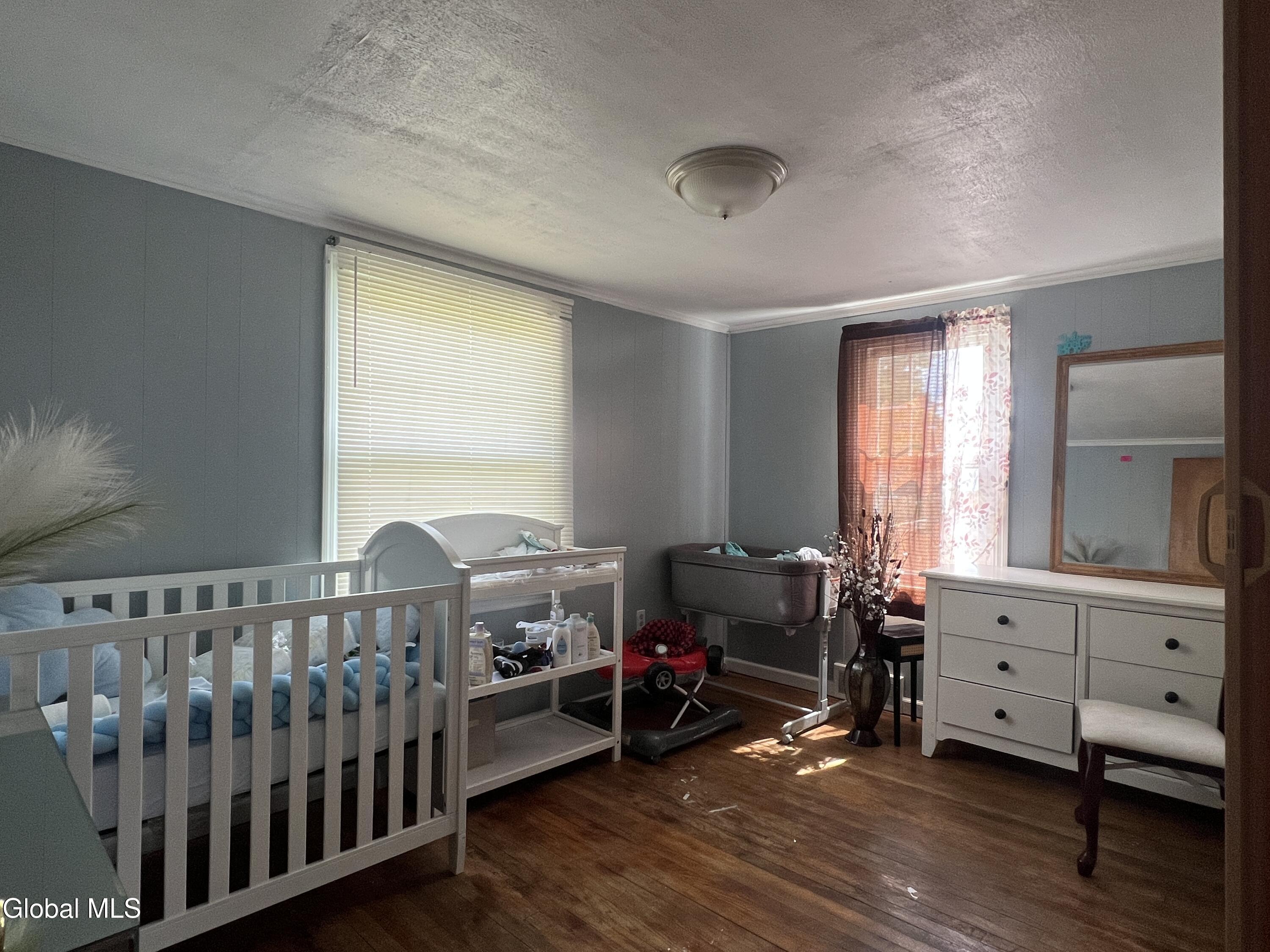 1384 Lawn Avenue Schenectady NY 12306