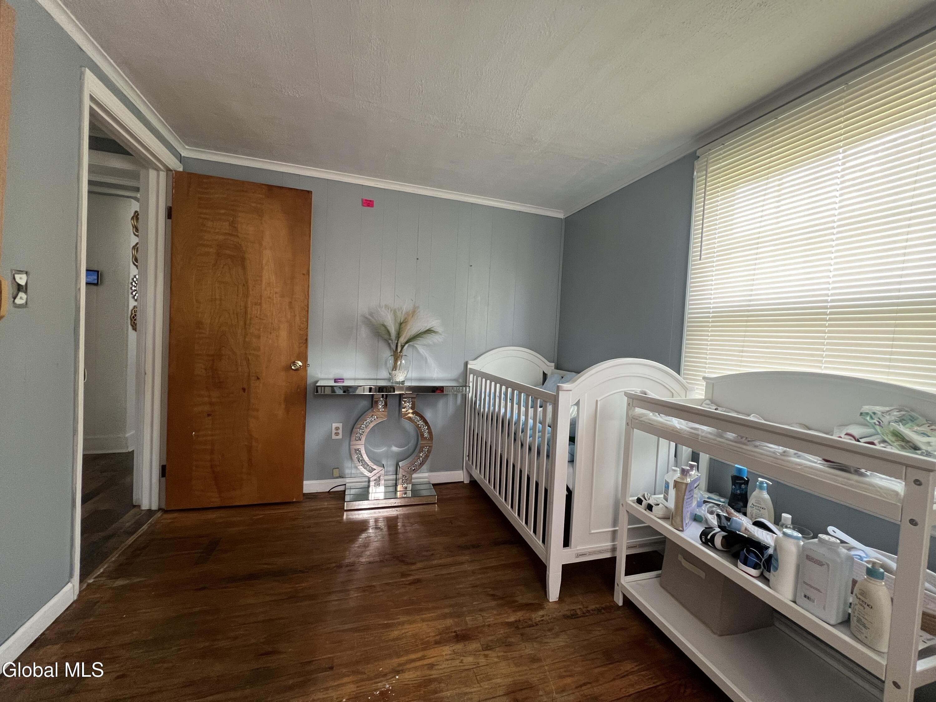 1384 Lawn Avenue Schenectady NY 12306