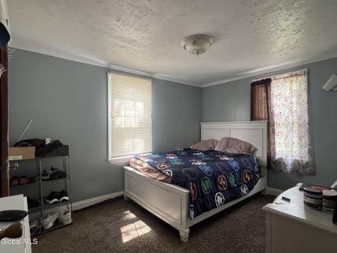 1384 Lawn Avenue Schenectady NY 12306