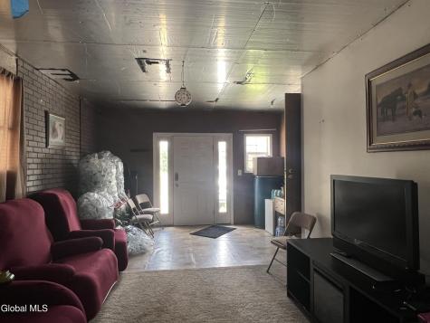 1384 Lawn Avenue Schenectady NY 12306